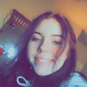 Meet your Posher, Destinie